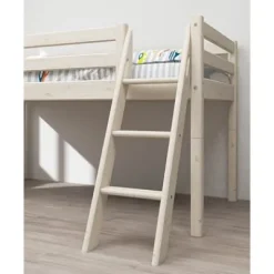 Classic Halbhohes Bett mit Schrägleiter und Rutsche weiß lasiert Sale^FLEXA Best