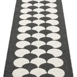 Teppich POPPY Black 70 x 150 cm PY2X715^Pappelina Sale