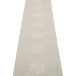 Teppich VERA 2,0 Bio Edition Linen/Stone Metallic 70 x 280 cm V29F728^Pappelina New