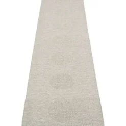 Teppich VERA 2,0 Bio Edition Linen/Stone Metallic 70 x 280 cm V29F728^Pappelina New