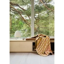 BISLETT Lammwolldecke 130x200cm Peach & pistachio 5151^Roros Tweed Clearance