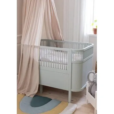 Baby- & Juniorbett mist green FSC™^Sebra Hot